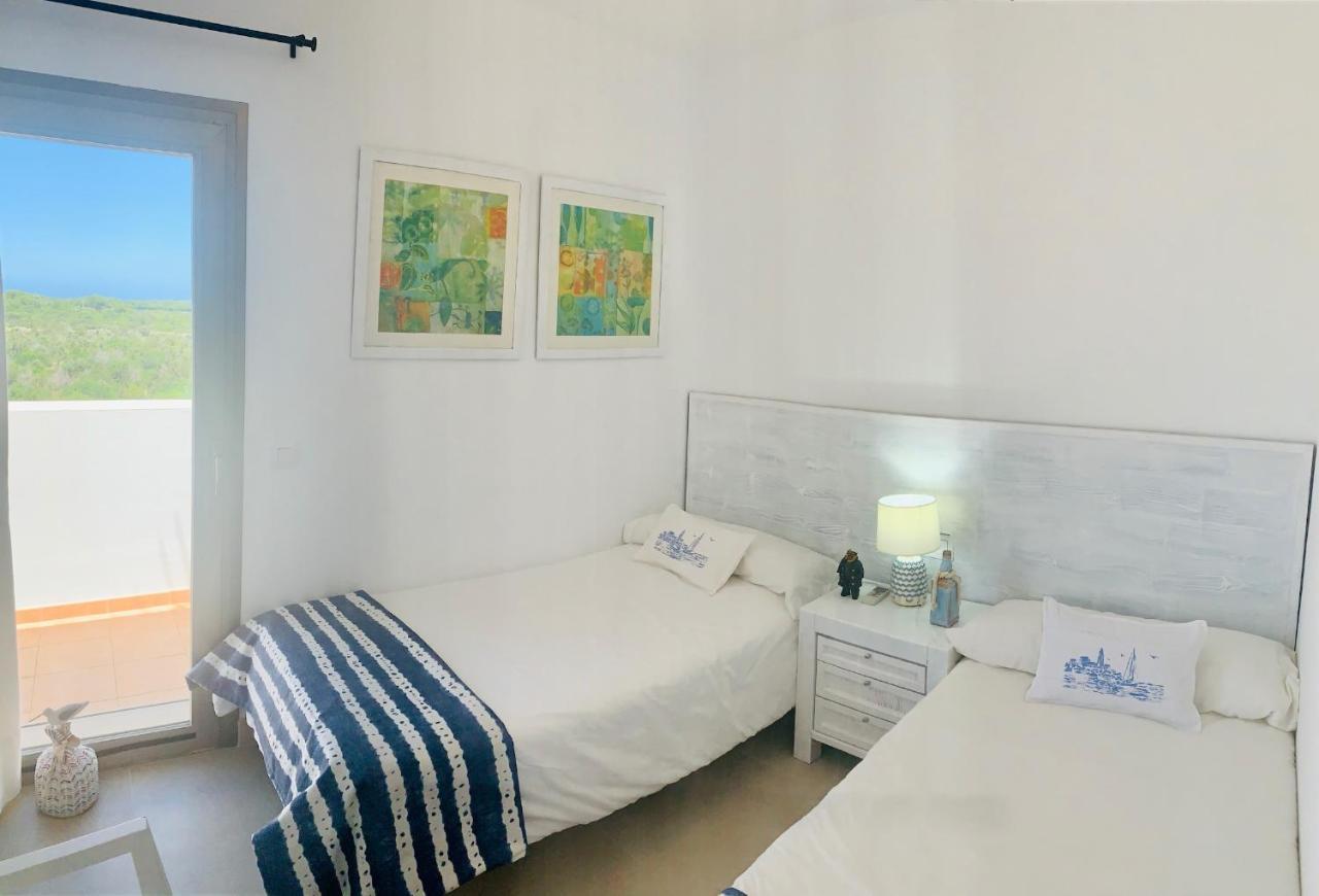 Villa Lauvic Cala 'n Bosch Buitenkant foto