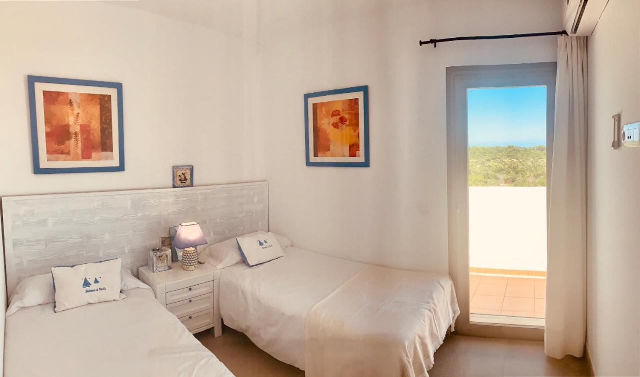 Villa Lauvic Cala 'n Bosch Buitenkant foto